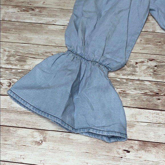 Sanctuary Off the Shoulder Chambray Top - Picture 5 of 7